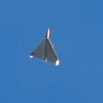 Kaip elgtis pastebėjus droną, gavus perspėjimą apie oro pavojų ar radus įtartiną daiktą?